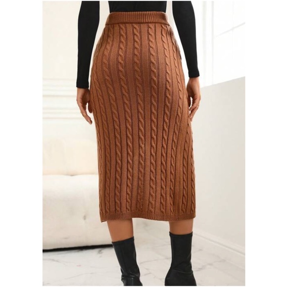 048 Cable Knit Split Thigh Ribbed Midi Skirt - Picture 3 of 3